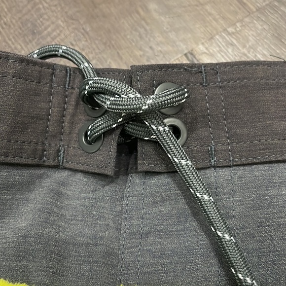 George bathing suit - Picture 7 of 7